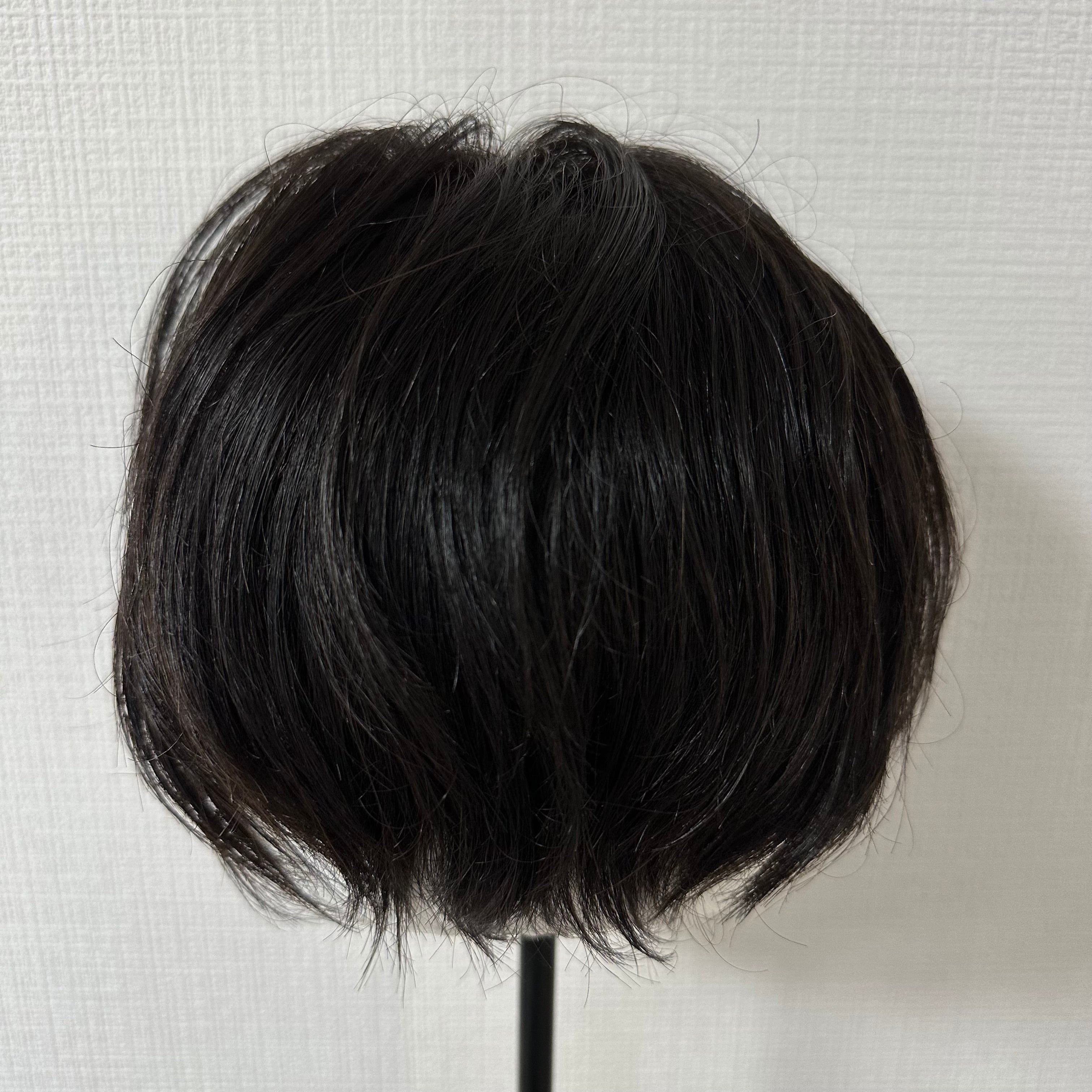 メンズ 部分ウィッグ 商品名:羽ピース (百合子ワイヤー付き) ナチュラルブラック 18×22cm カット済み スキンレース生え際タイプ レミー人毛100%