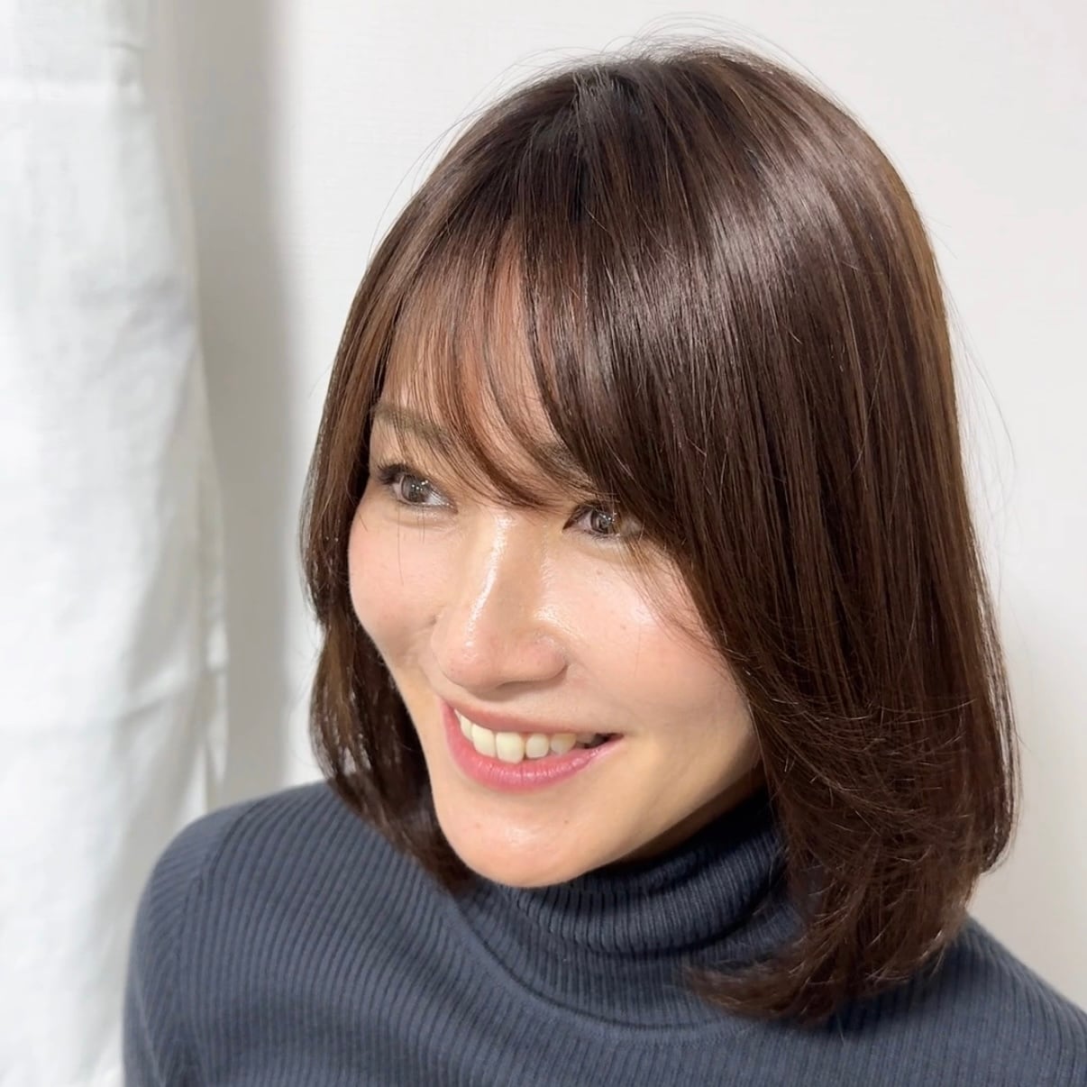 毛量減 羽ウィッグ 商品名:れいな
