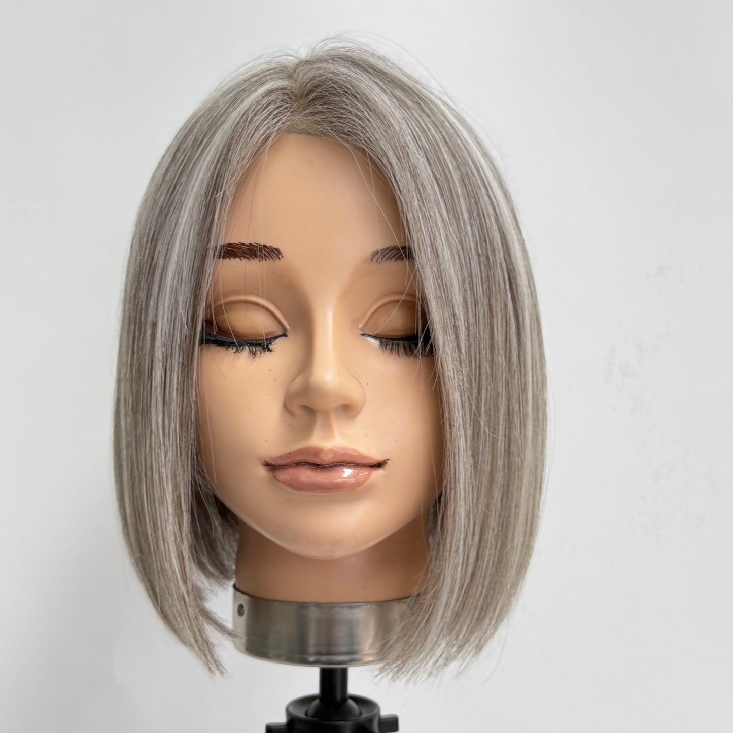 3Dウィッグ 商品名:ミニボブ グレイヘア 前髪あり/なし